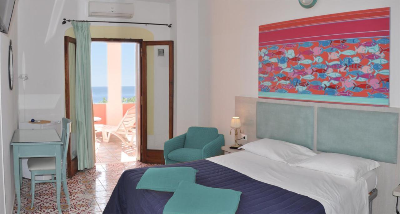 Hotel Casa Rosa Sea & Spa Sant'Angelo  Exterior photo